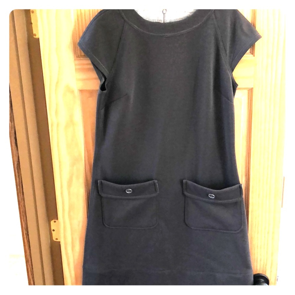 Cap-sleeve vintage-style dress